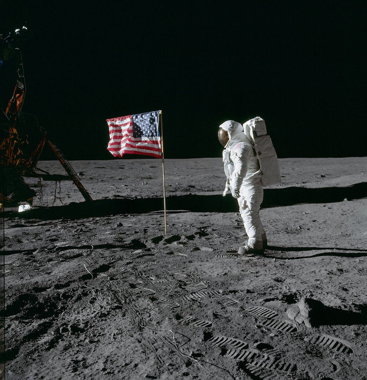Space Race, Apollo 11 landing topics of Nov. 3 Knowledge Series